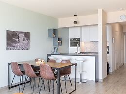 Modern Apartment With Frontal Sea-view