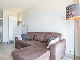 Modern Apartment With Frontal Sea-view