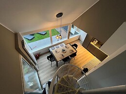 Holiday Home Between Oosterduinse Meer and Sea