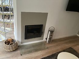 Holiday Home Between Oosterduinse Meer and Sea