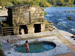 Belvilla by OYO Villa Trabazos Abellas