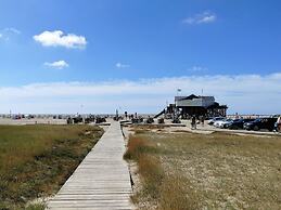 Kustkieker Modern Retreat