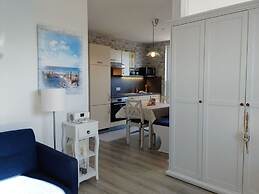 Kustkieker Modern Retreat