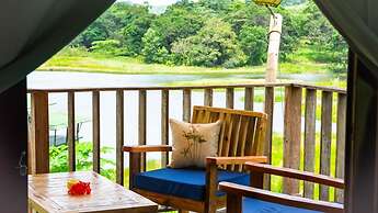 Gatun Lake Lodge Hotel
