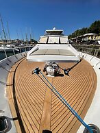 Luxury Yacht in La Rochelle With a Terrace
