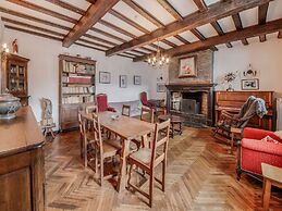 Heritage Holiday Home in Gouvy With Fenced Garden