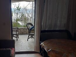 Apartments Rudi - One Bedroom Apartment With Terrace