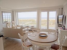 Apartment in Nieuwpoort With sea View
