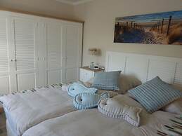 Beach & Good Comfortable Holiday Residence