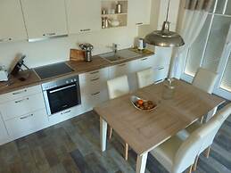 Beach & Good Comfortable Holiday Residence