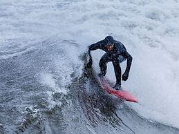 Beach & Good Comfortable Holiday Residence