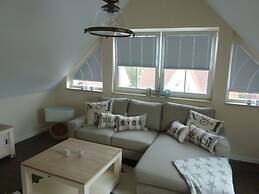 Beach & Good Comfortable Holiday Residence