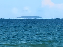 Beach & Good Comfortable Holiday Residence