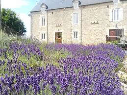 Stone Cottage With Garden