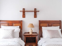 Secret Apartments - Two Bedroom Apartment With City View