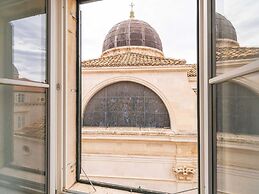 Secret Apartments - Two Bedroom Apartment With City View