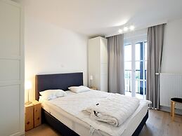 Barfleur Apartment With sun Terrace