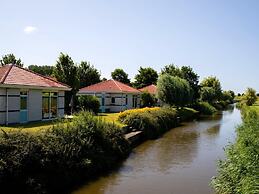 Glamping Tent on a Holiday Park on the Ijsselmeer