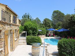 Holiday Home With Large Garden and Pool