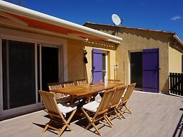 Holiday Home With Large Garden and Pool