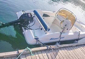 8 Person Holiday Home in Averoy-by Traum