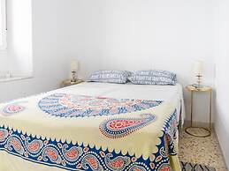 Cosy Holiday Home With Sea-view