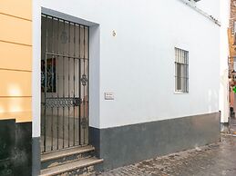 Cosy Holiday Home With Sea-view