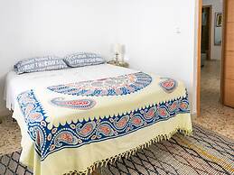 Cosy Holiday Home With Sea-view