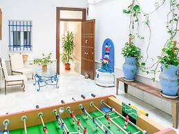 Cosy Holiday Home With Sea-view