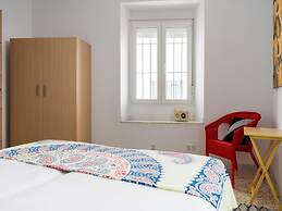 Cosy Holiday Home With Sea-view