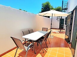 Belvilla by OYO Villa Cepillo I