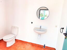 Belvilla by OYO Villa Cepillo I