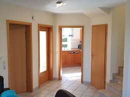 Deichwiege Modern Retreat