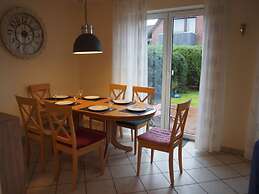 Deichwiege Modern Retreat