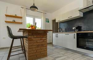 Boky Comfortable Holiday Residence