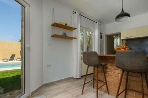 Boky Comfortable Holiday Residence