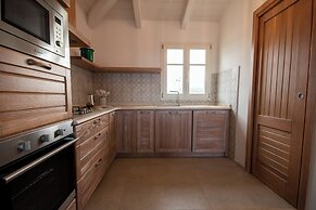 Enaja Luxury Retreat