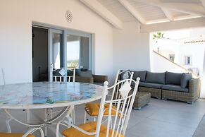 Enaja Luxury Retreat