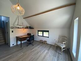 Luxurious Villa in a Residential Location