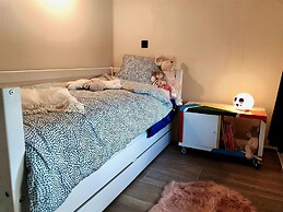 Luxurious Villa in a Residential Location