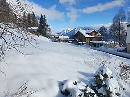 Apartment Chalet Beatrice Share