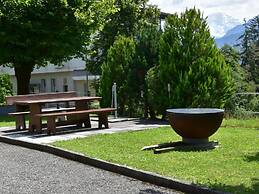 Apartment Chalet Beatrice Share