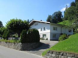Apartment Chalet Beatrice Share