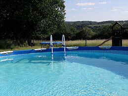 Pretty Gite With Private Pool