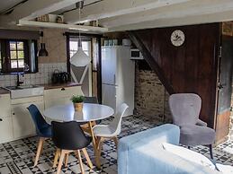 Pretty Gite With Private Pool