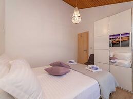 Villa Anabella - Four Bedroom Villa With Swimming Pool