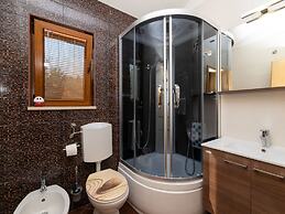 Villa Anabella - Four Bedroom Villa With Swimming Pool