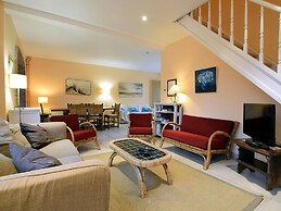 Beautifully Renovated House Centrally Located