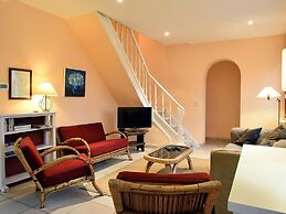 Beautifully Renovated House Centrally Located