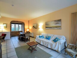 Beautifully Renovated House Centrally Located